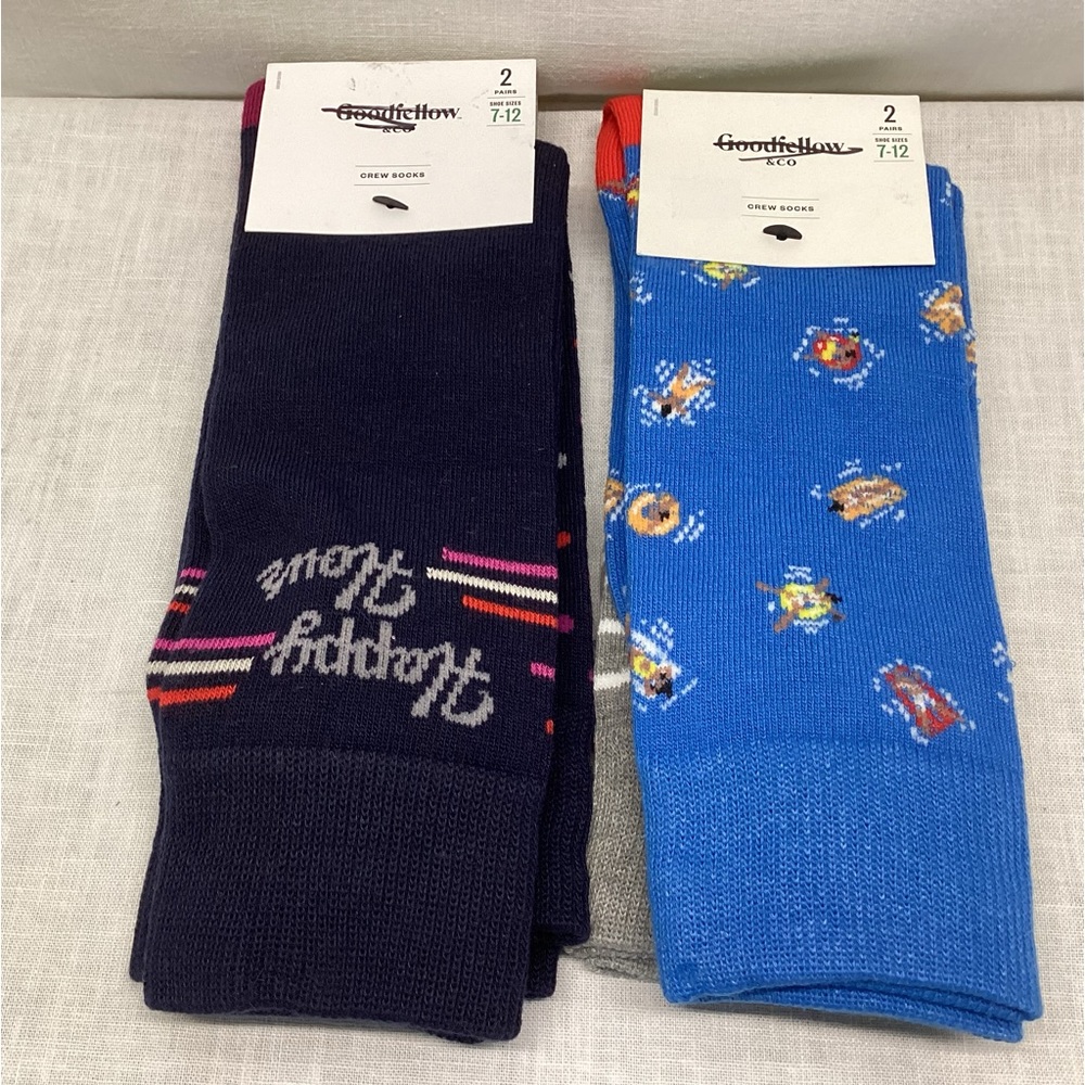 GOODFELLOW & CO MEN’S CREW SOCKS 4 PAIRS BUNDLE SIZE: 7-9 SHOE SIZES COLOR:MULTI